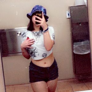 Meet your Posher, Sammie